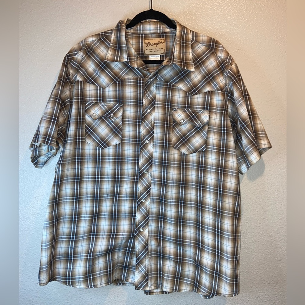Wrangler Button Up